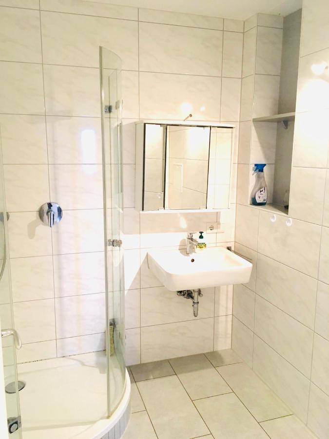 Gemuetliches Zimmer 20 Min Vom Frankfurt Hbf 1 Langen  Buitenkant foto